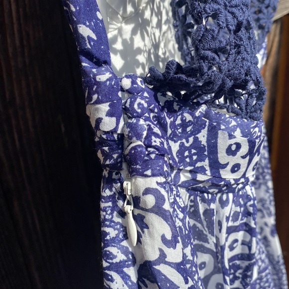 Guess crochet lace back handkerchief hem dress - Picture 8 of 15